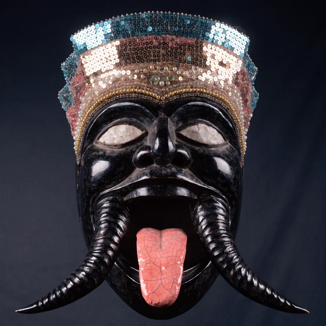 Le masque a crocs