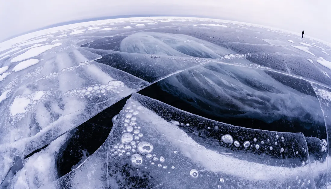 Sous la glace