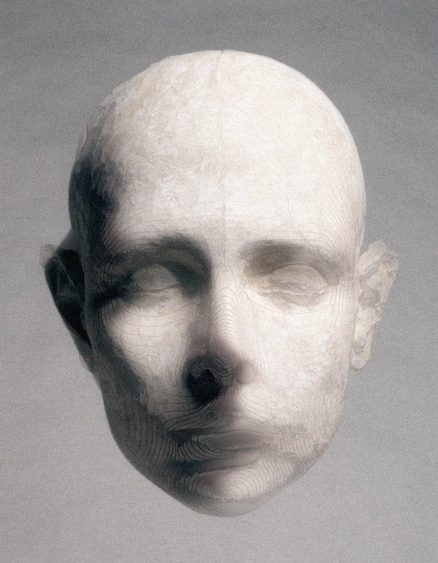 Le visage en courbes de niveau