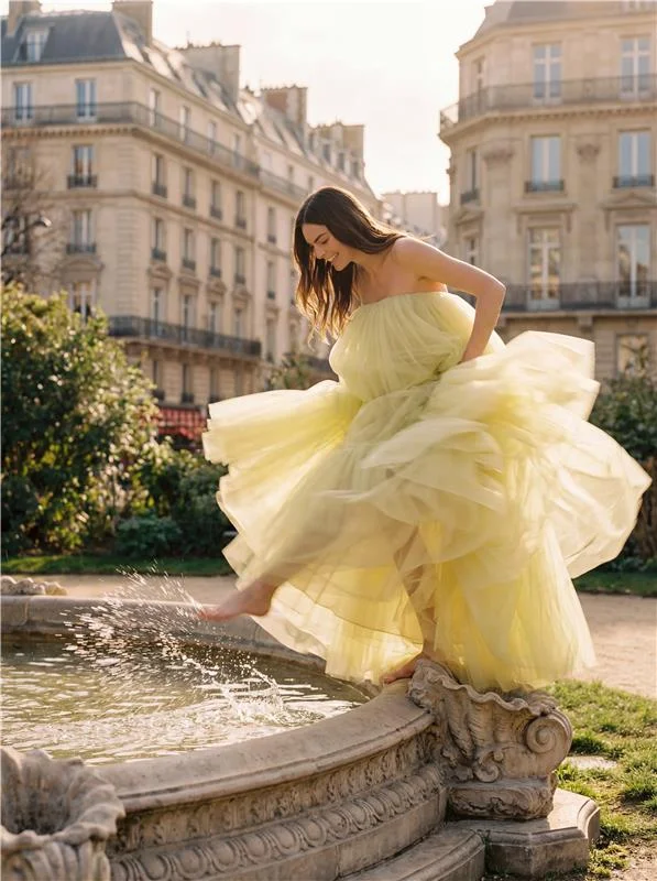 Givenchy SS27 — Fountain